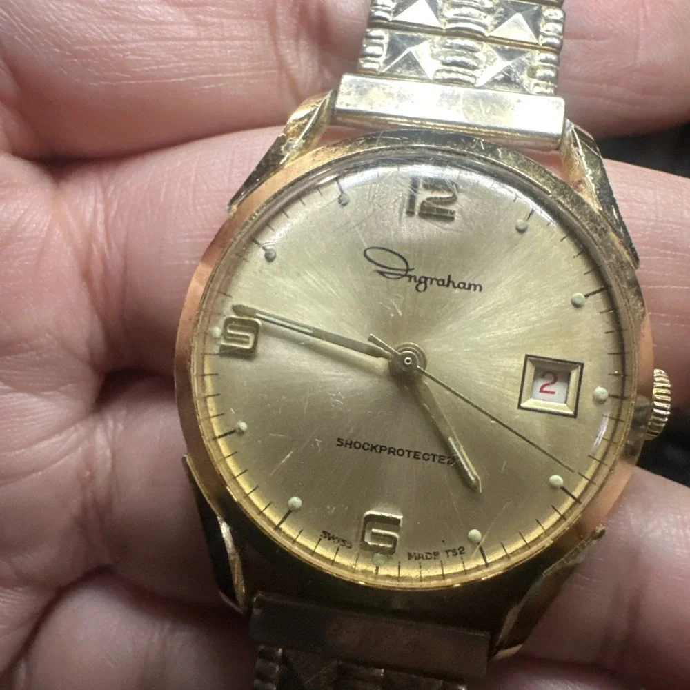Vintage Ingraham Shockprotected Gold Tone Mens Watch Manual Wind 33mm For Repair